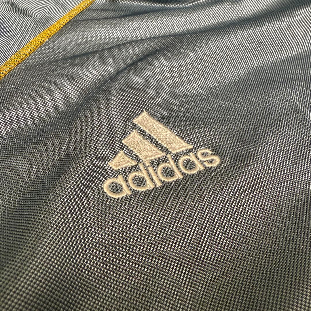 レアル・マドリード アディダス シャツ 水色