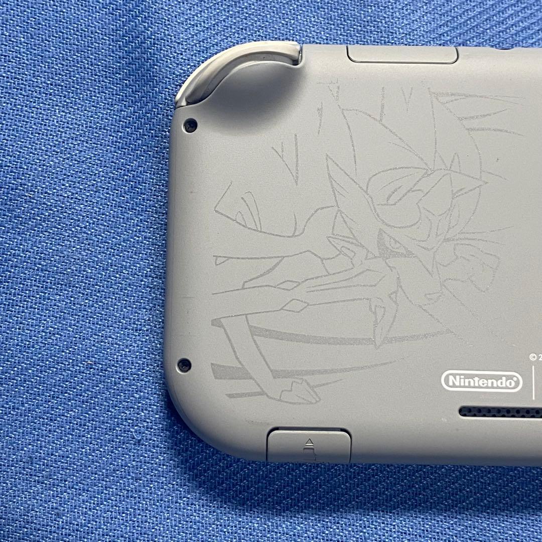 Nintendo Switch Lite ザシアン・ザマゼンタエディション