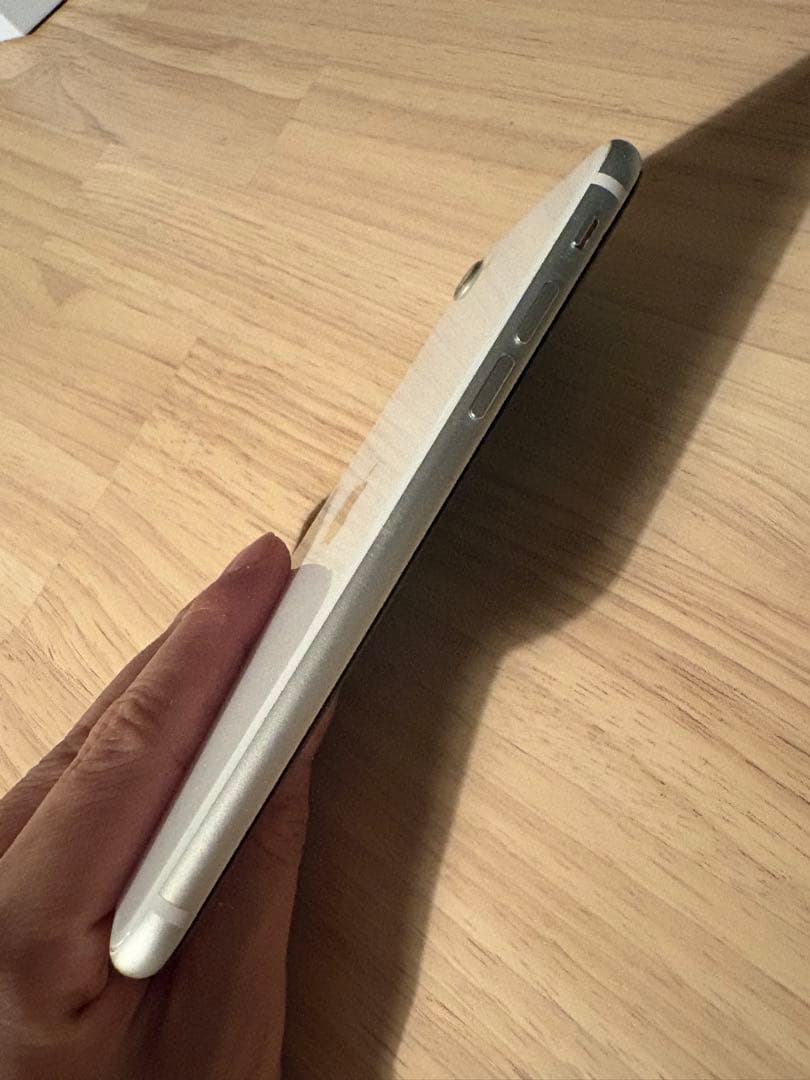 iPhoneSE 第2世代　128GB 中古美品