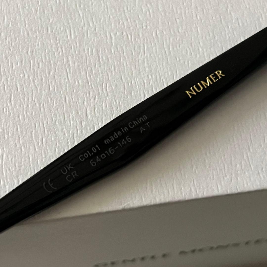 Gentle Monster(ジェントルモンスター) NUMER ブルー