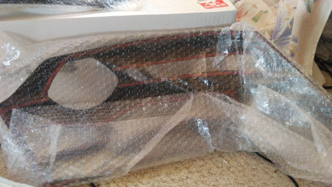 ＜価格20700円＞MADLYS ヘッドライトプロテクター