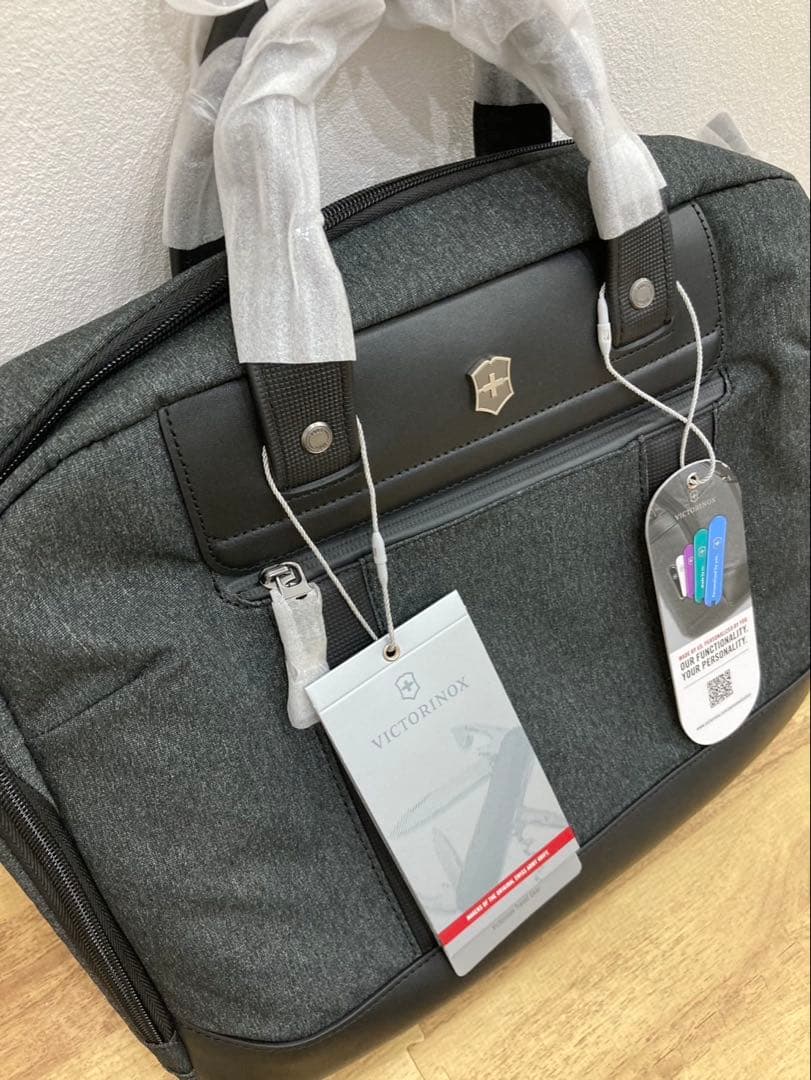 Victorinox グレー バッグ 新品未使用 ビクトリノックス
