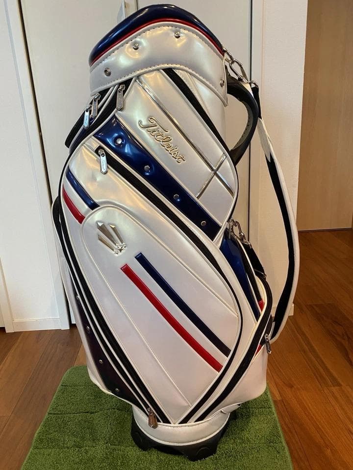 タイトリスト エナメル ゴルフバッグ カート キャディバッグ　青/赤ライン