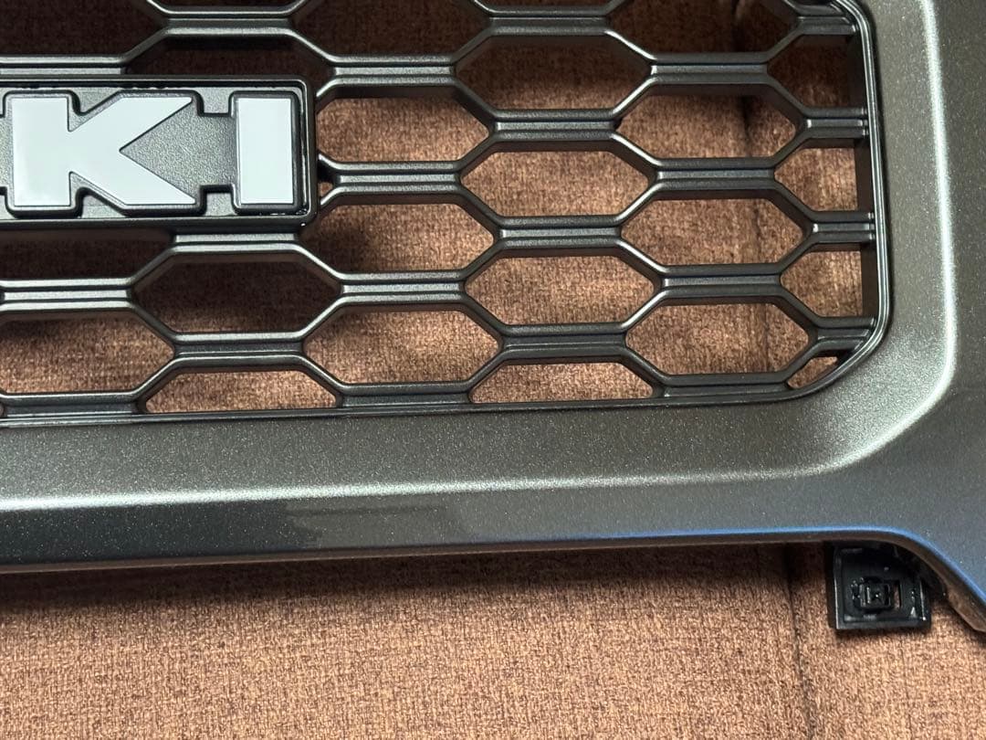 ジムニー 純正オプション フロントグリル JB64 JB74 JC74