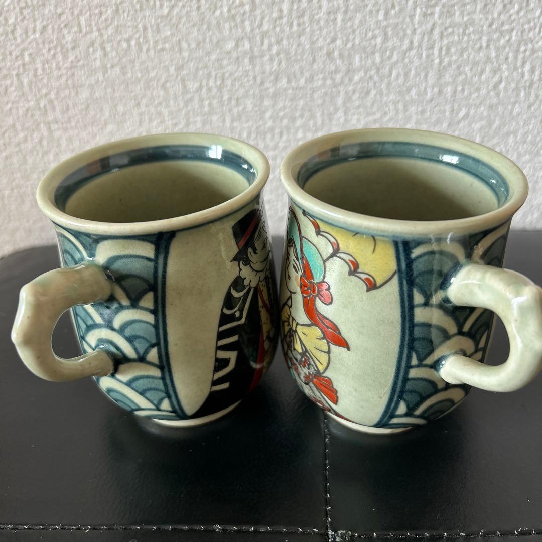 有田焼 古伊万里様式 南蛮人図柄 マグカップ　2客セット