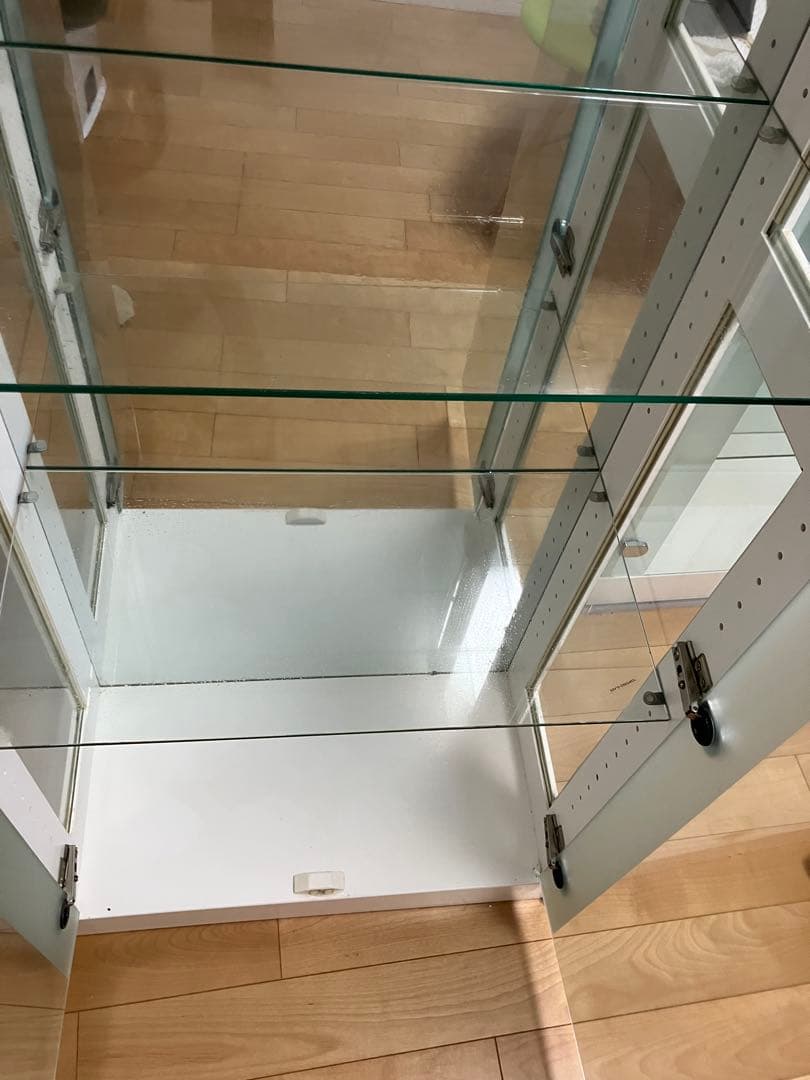 ガラスケース棚　一台