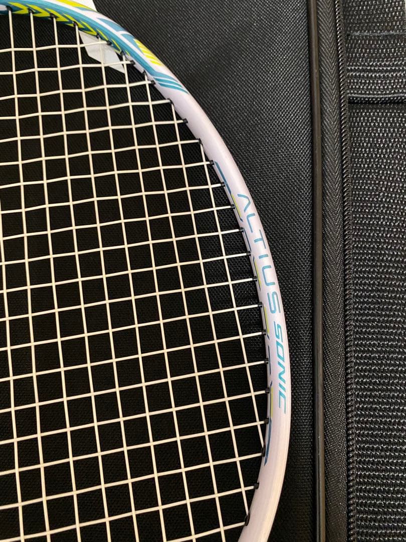 ALTIUS SONIC バドミントンラケット ケース付き