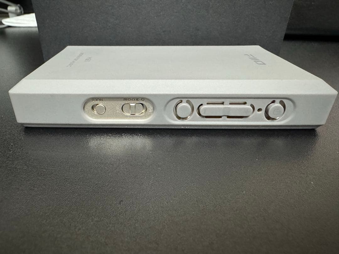 Fiio M21 デジタルオーディオプレーヤー　チタニウムゴールド