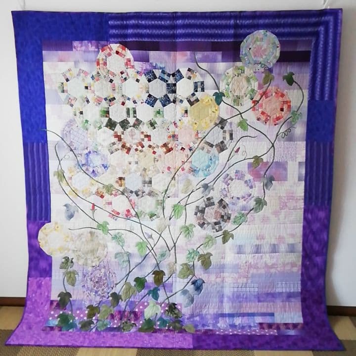 パッチワークタペストリー　大判　ハンドメイド