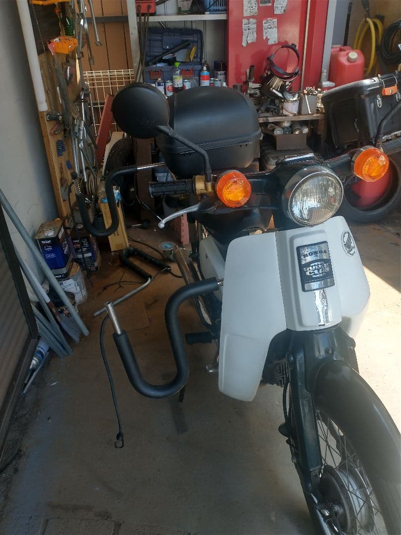 カブアドレスリードジャイロレッツ原付二種、原付スクーター用のサーフボードキャリア