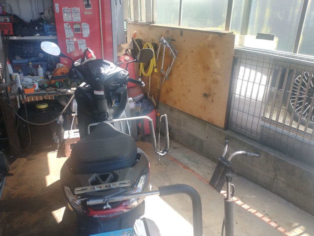 カブアドレスリードジャイロレッツ原付二種、原付スクーター用のサーフボードキャリア