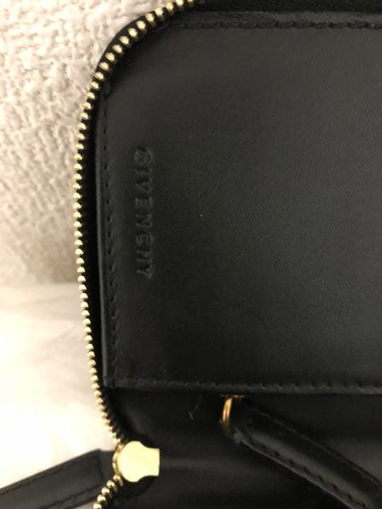 G*y様 ジバンシー 財布 ウォレット