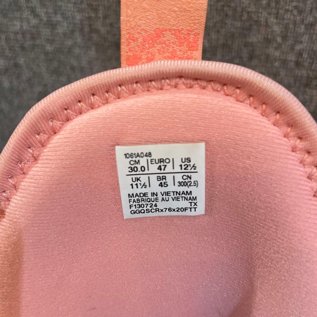 ASICS NOVA SURGE 3 グレープフルーツパパイヤ(ピンク)バッシュ