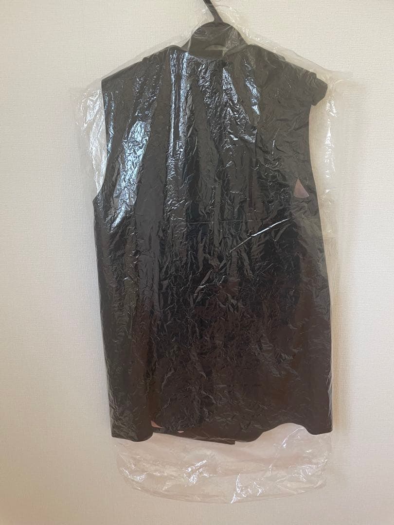 【イデアルーチェ/idealuce】クラシカルジレ ブラック(裏地ピンク)