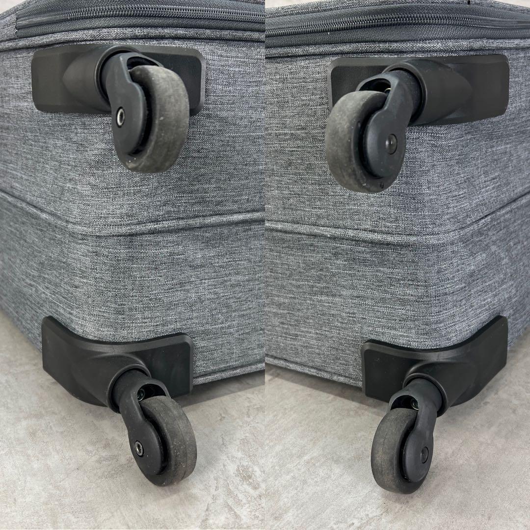 比較的美品　無印良品　特大　81L　半分の厚みで収納できるソフトキャリーケース