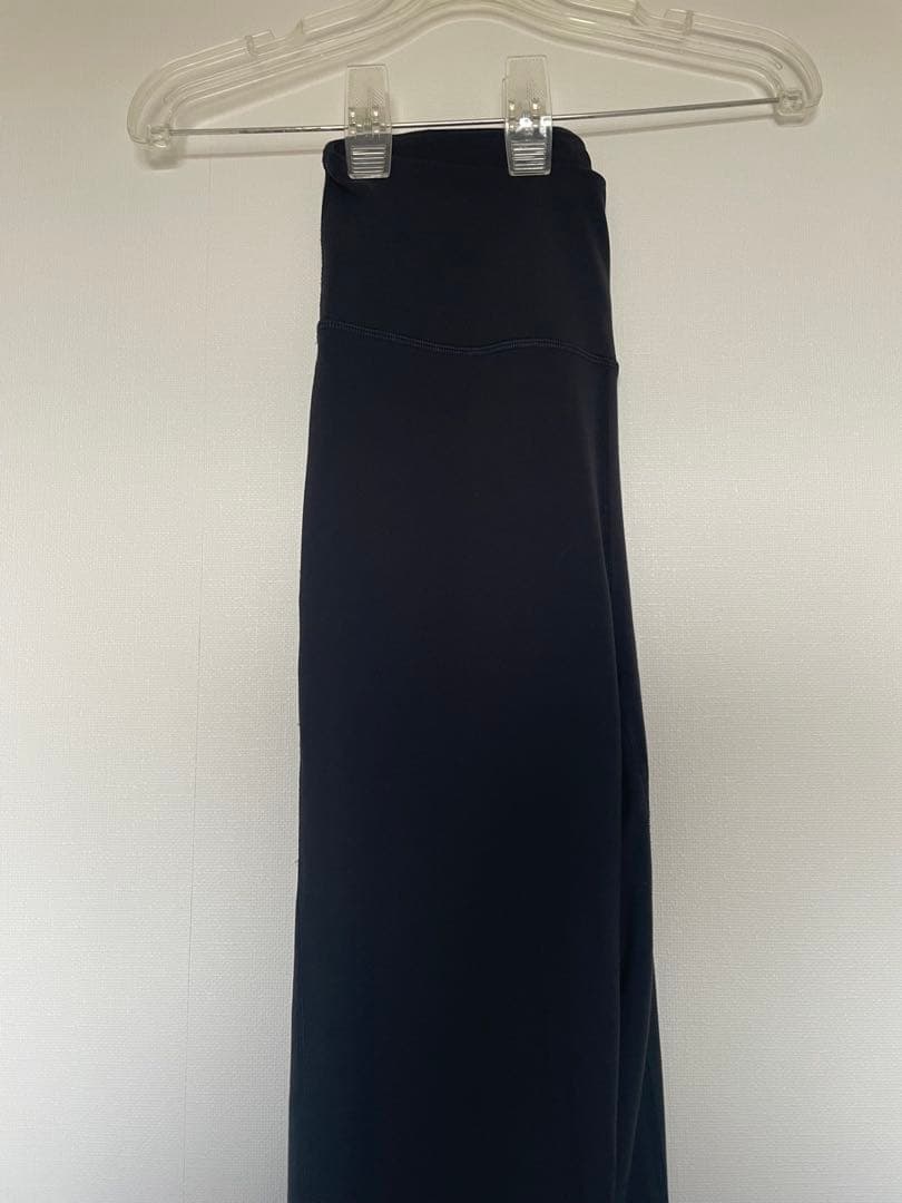 Groove スーパーハイライズフレアパンツ ブラック　Mサイズ