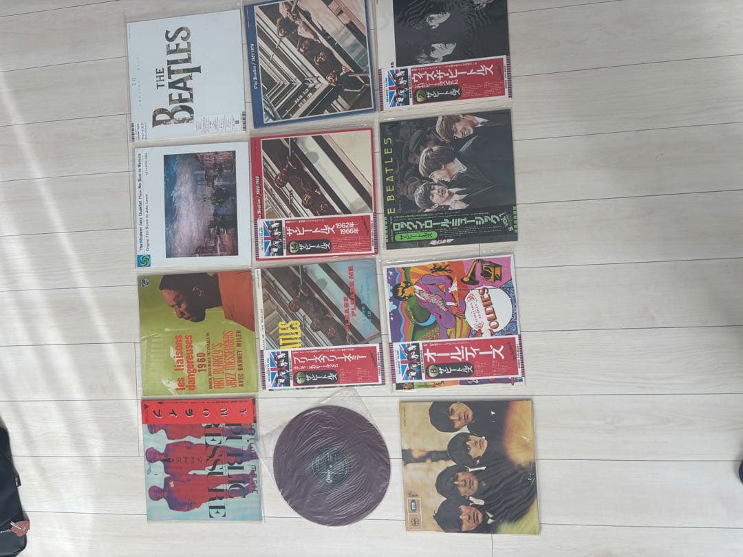 レコード洋楽邦楽まとめ売り、ばら売りしません。ケース付きです。