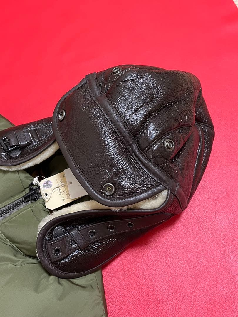 新品未使用 AVIREX　ストーム フーディ ベスト Mサイズ