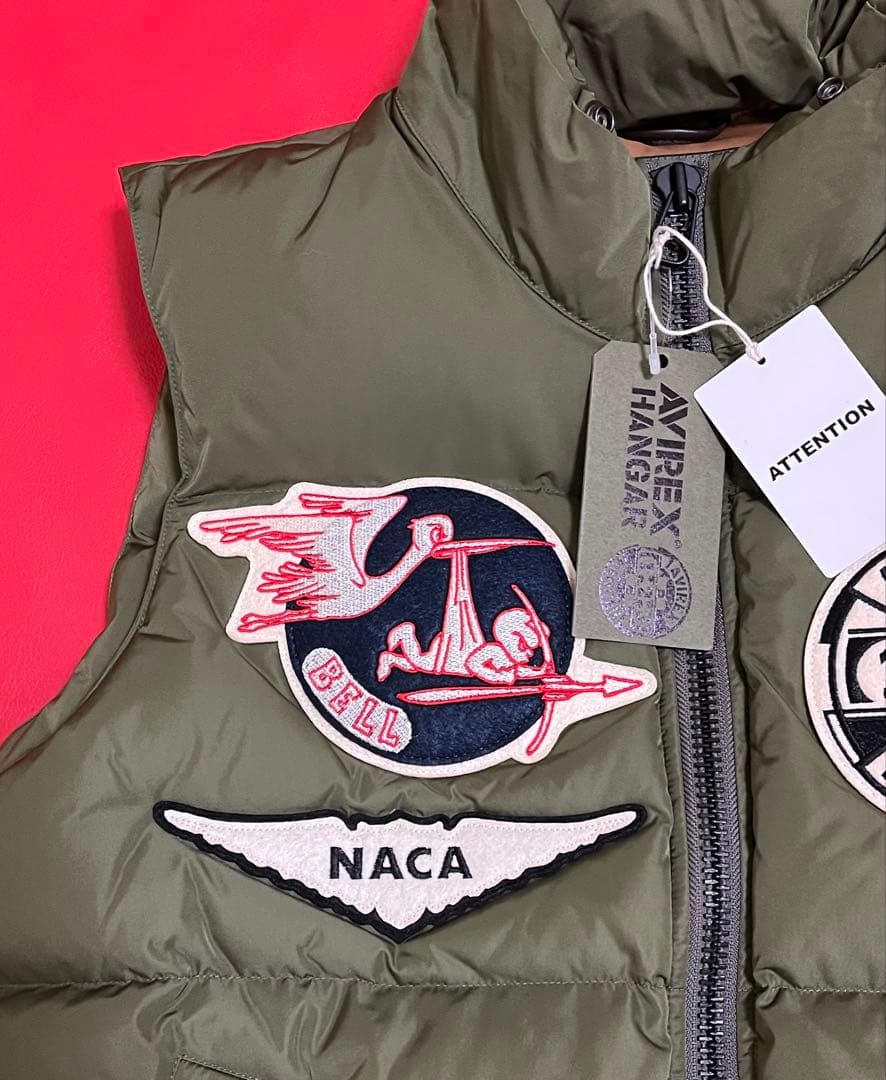 新品未使用 AVIREX　ストーム フーディ ベスト Mサイズ