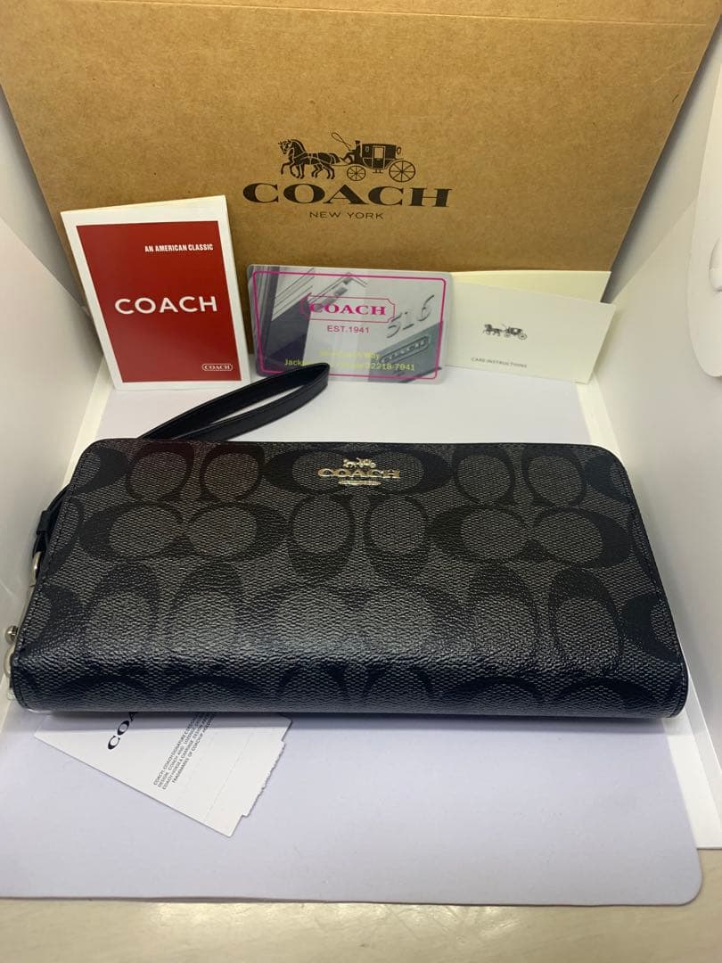 COACH　コーチ　C4452　長財布　ラウンドファスナー　シグネチャー　PVC
