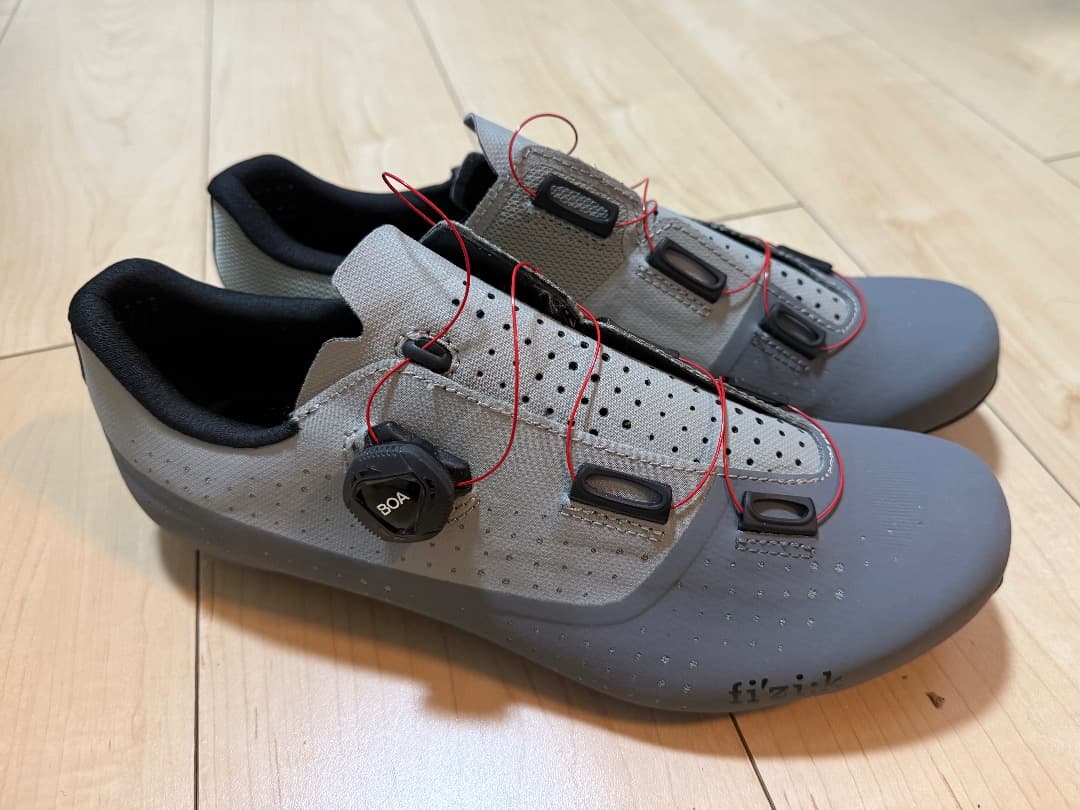 【値下げ】fizi:k TEMPO OVERCURVE R4（サイズ42.5）