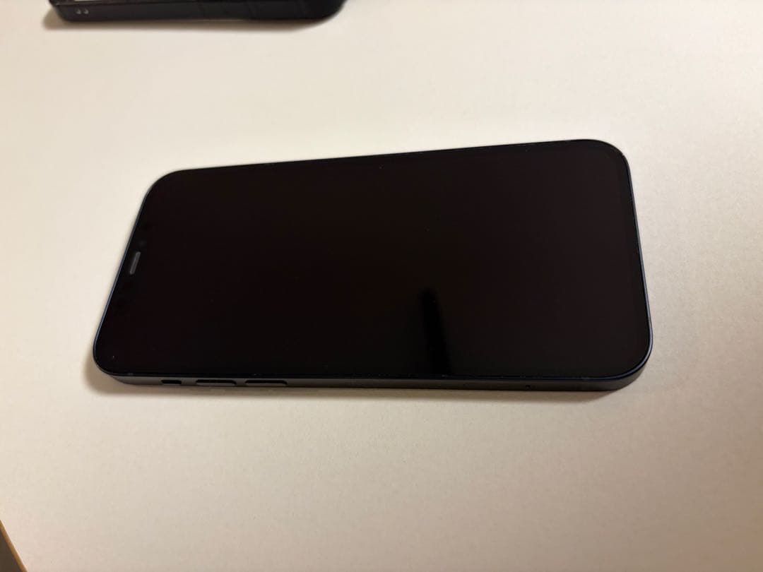 【美品】 Apple iPhone 12 128GB ブラック Simフリー