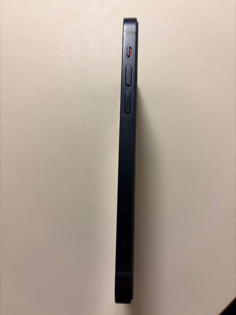 【美品】 Apple iPhone 12 128GB ブラック Simフリー