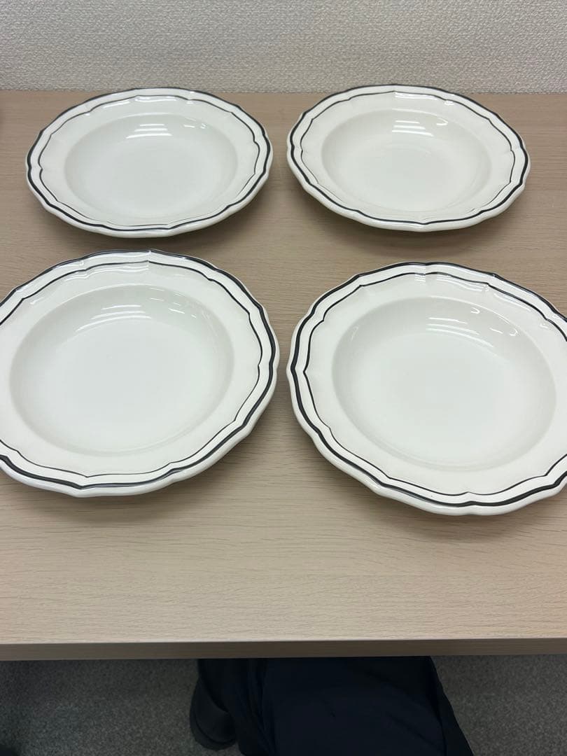 フランス　ジアン　フィレ　ブラック　プレート4種類　Ａ-578