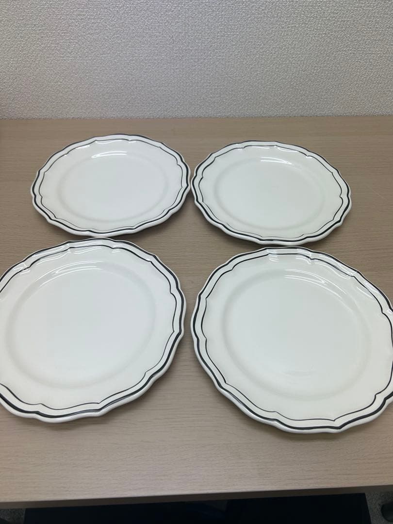 フランス　ジアン　フィレ　ブラック　プレート4種類　Ａ-578