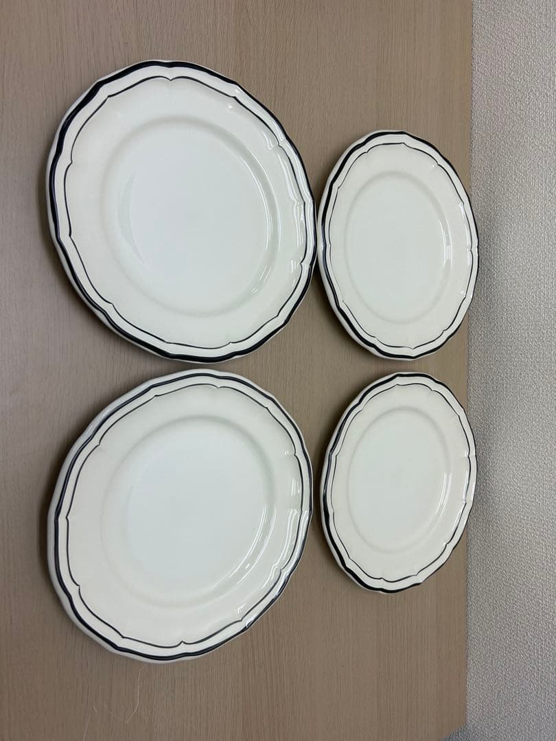 フランス　ジアン　フィレ　ブラック　プレート4種類　Ａ-578