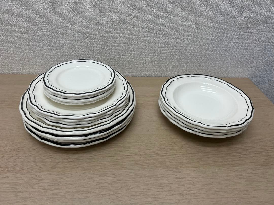 フランス　ジアン　フィレ　ブラック　プレート4種類　Ａ-578