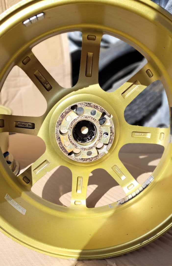 kame様Works Emotion XC8 18インチ4本セット プリウス