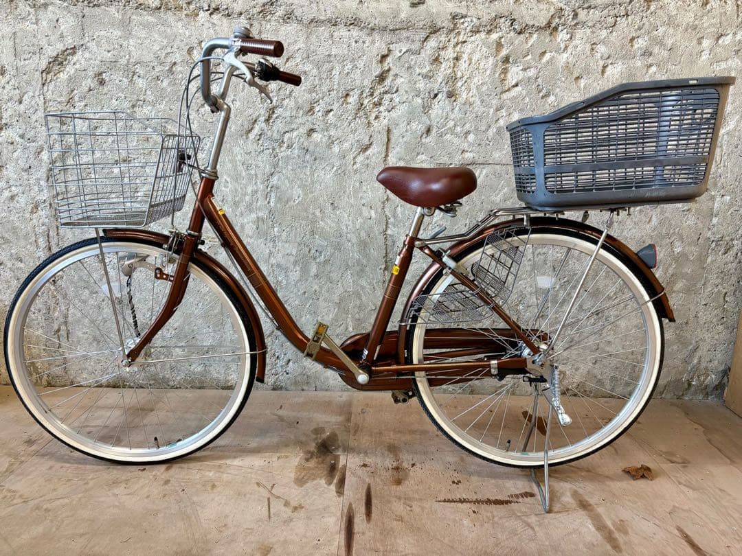 Pierretteシティサイクル 26インチ 内装3段変速 前後カゴ付き