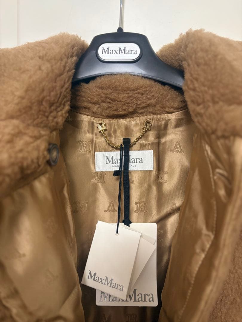 【新品タグ付】MaxMaraテディベア ケープ