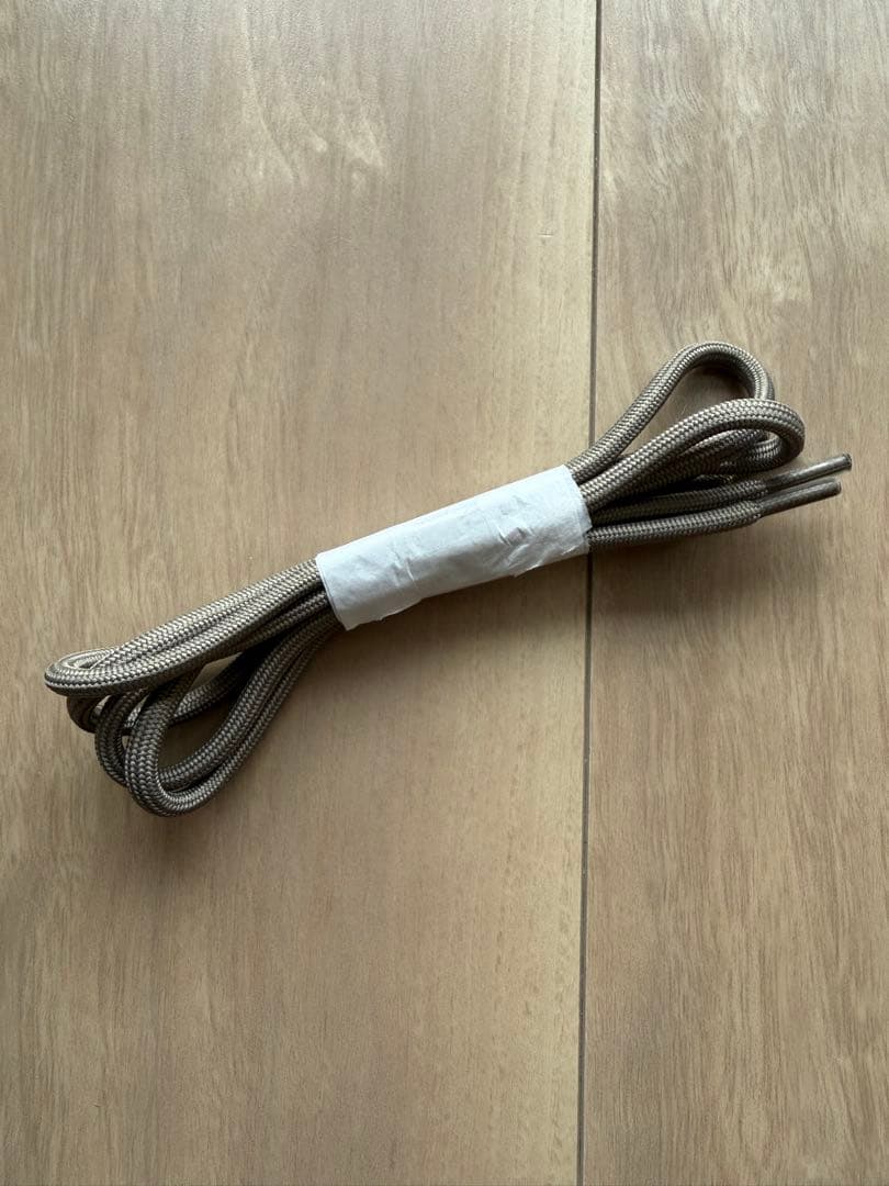 夫が寝たあとにオリジナル瞬履きスニーカーSサイズ（22-22.5）ベージュカラー