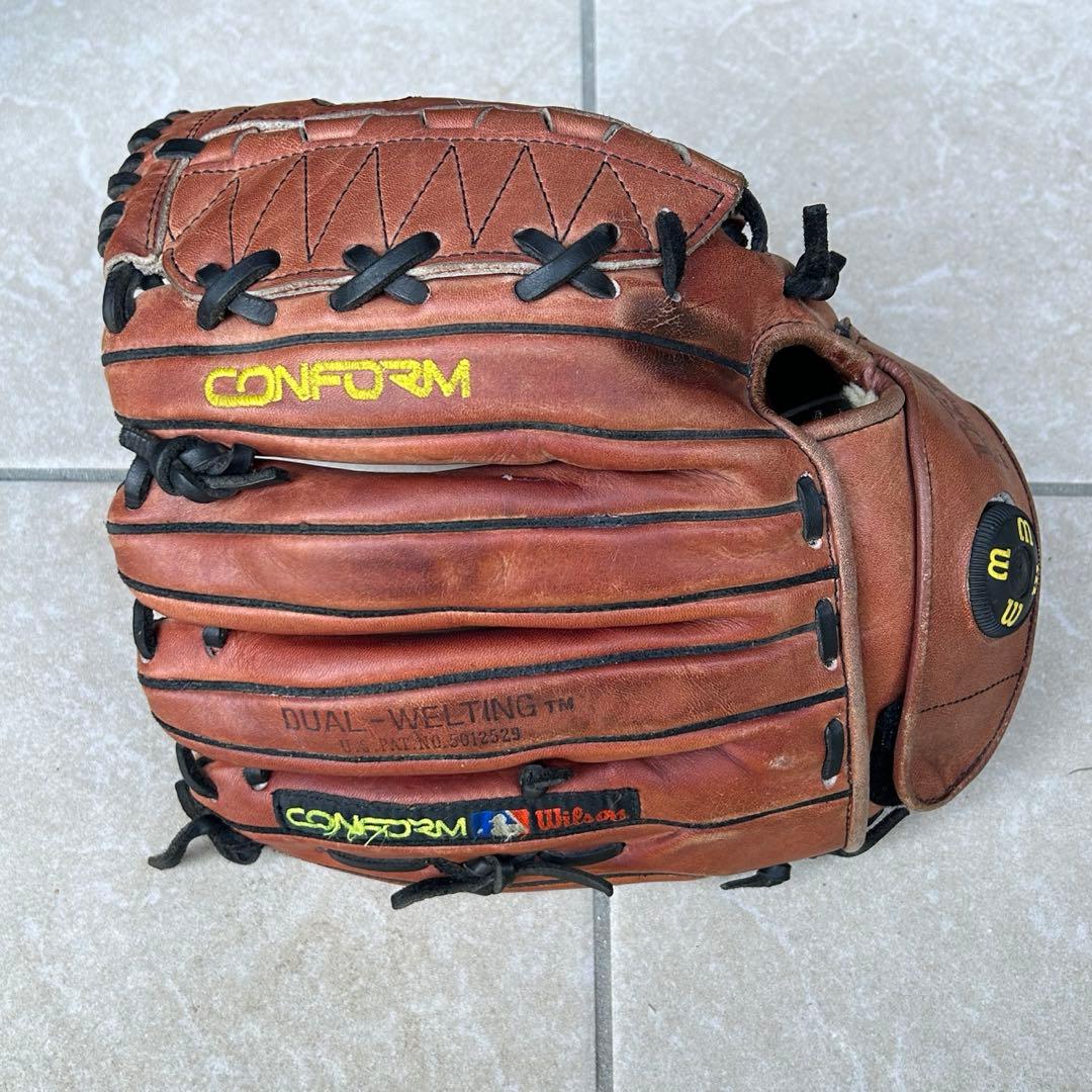 グレッグ・マダックス　グローブ　MLB Wilson ネーム刺繍入り