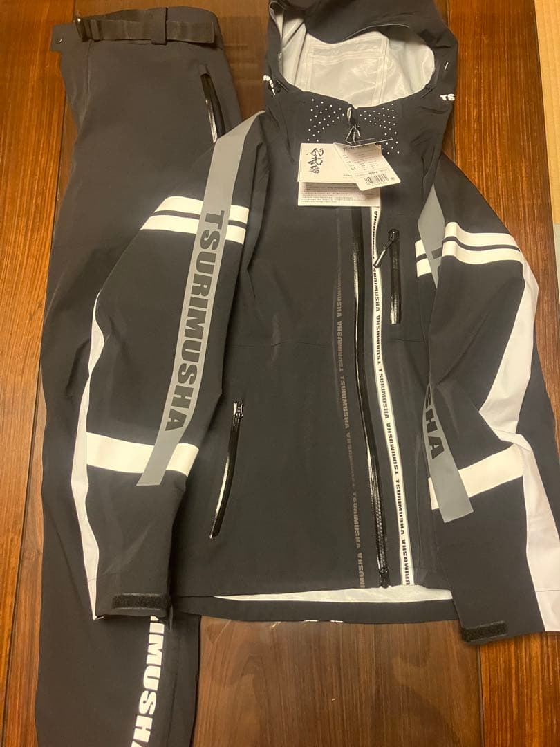 釣武者 テクニカルアーム 3レイヤーレインスーツ グレー　LL オマケ付き