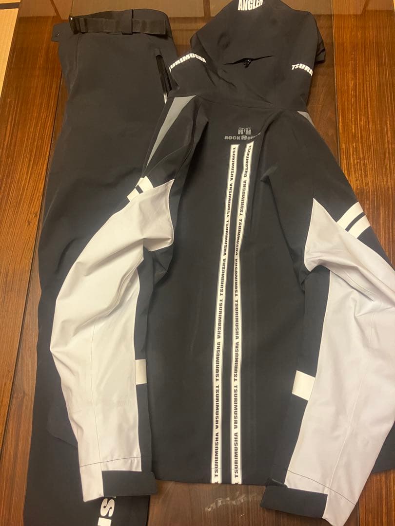 釣武者 テクニカルアーム 3レイヤーレインスーツ グレー　LL オマケ付き