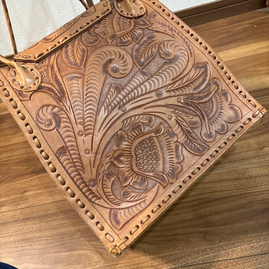 【美品】カービングトライブス レザー 本革製 トートバッグ 台形 グレース