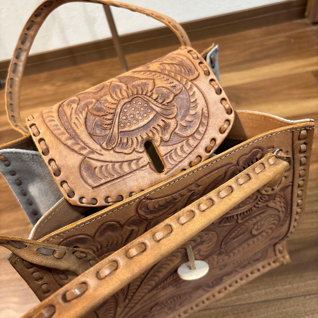 【美品】カービングトライブス レザー 本革製 トートバッグ 台形 グレース