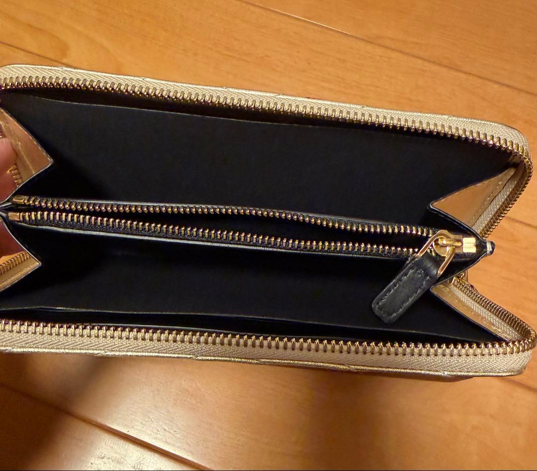 BVLGARI ゴールド キルティング長財布 箱付き