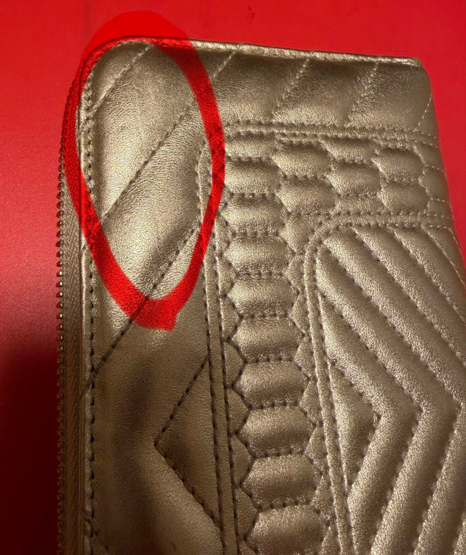 BVLGARI ゴールド キルティング長財布 箱付き