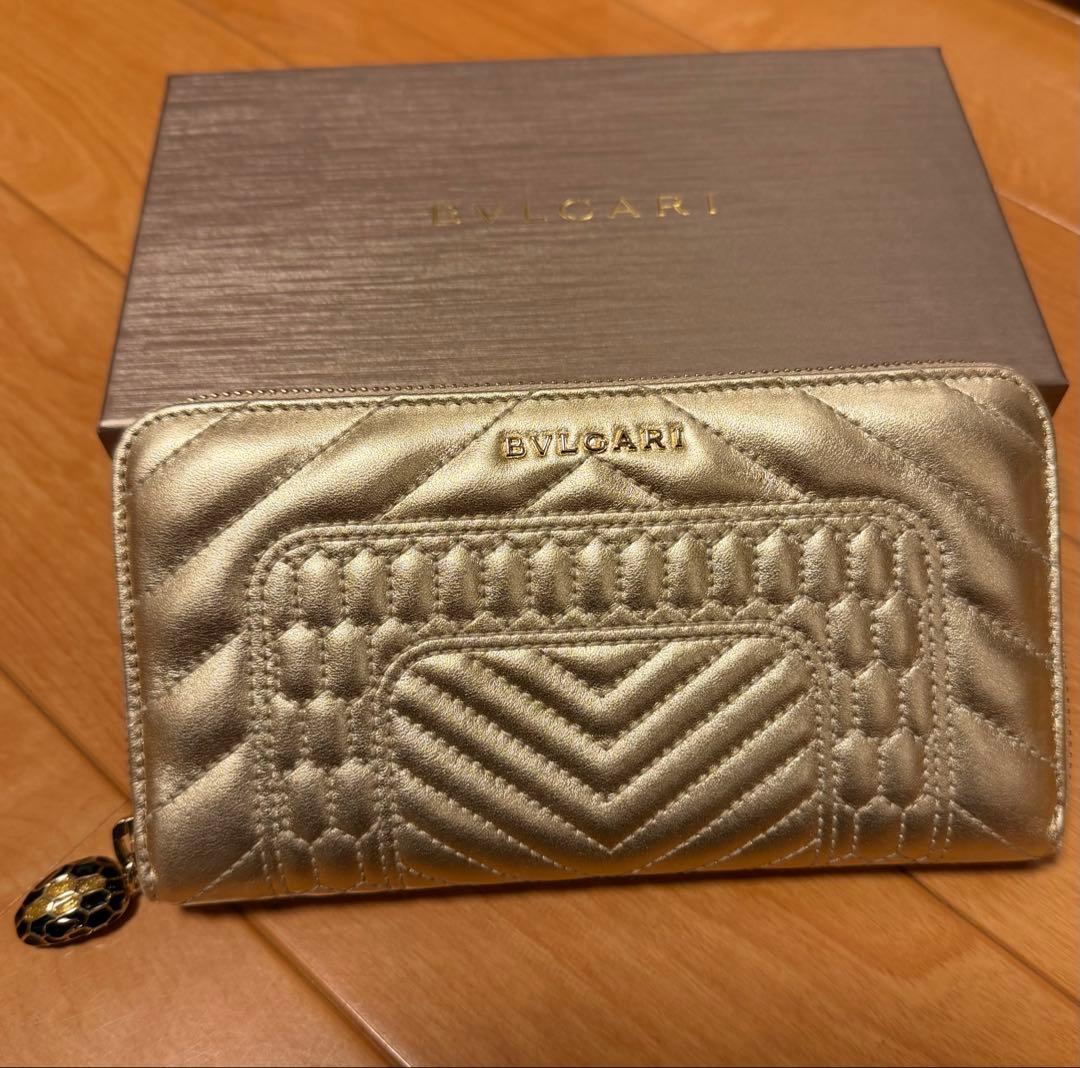 BVLGARI ゴールド キルティング長財布 箱付き