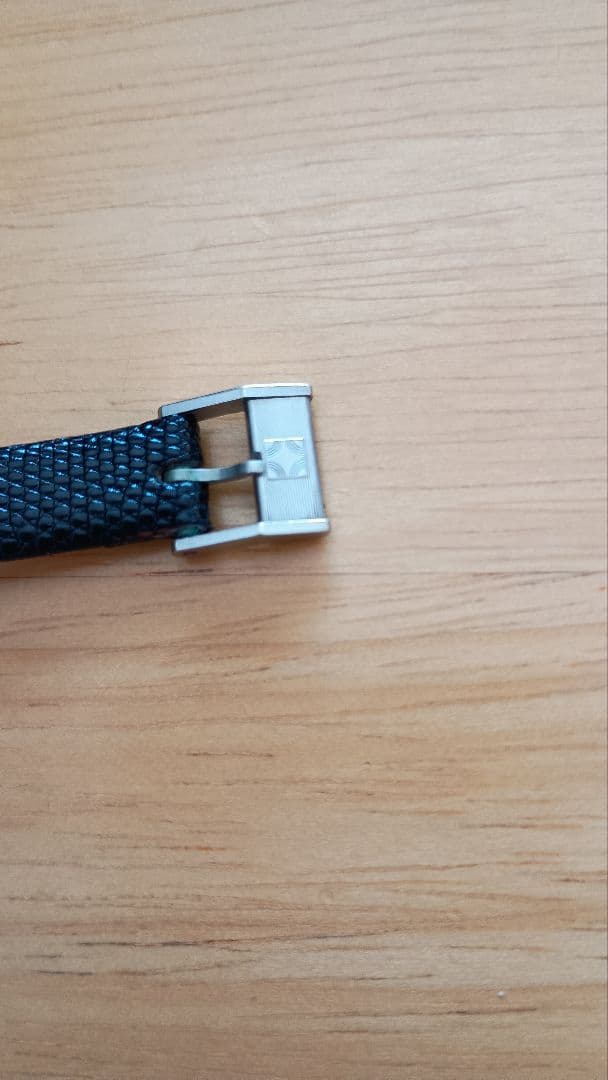 MOVADO 手動式アナログ腕時計