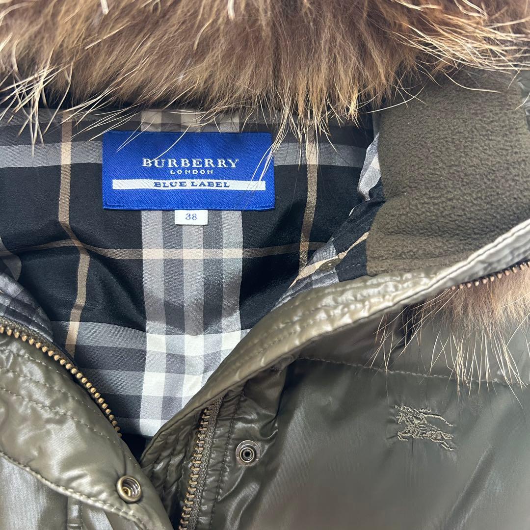 美品✨　バーバリー ダウンベスト リアルファー　ロゴ刺繍　カーキ　チェック　②
