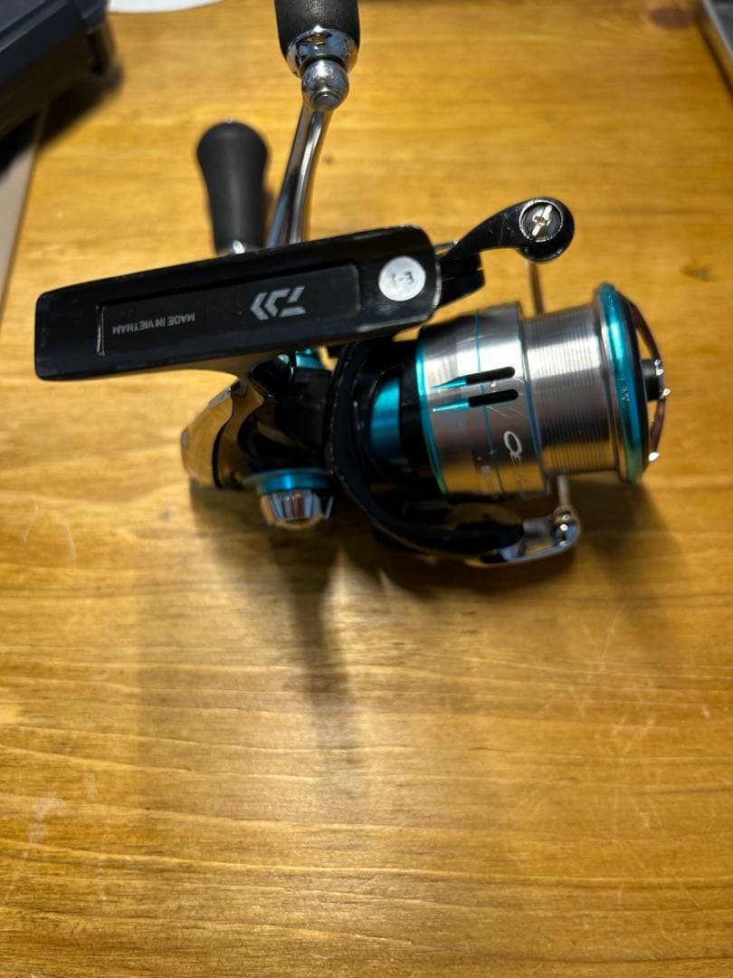 ダイワ 19エメラルダス LT2500S-H-DH エギング スピニングリール