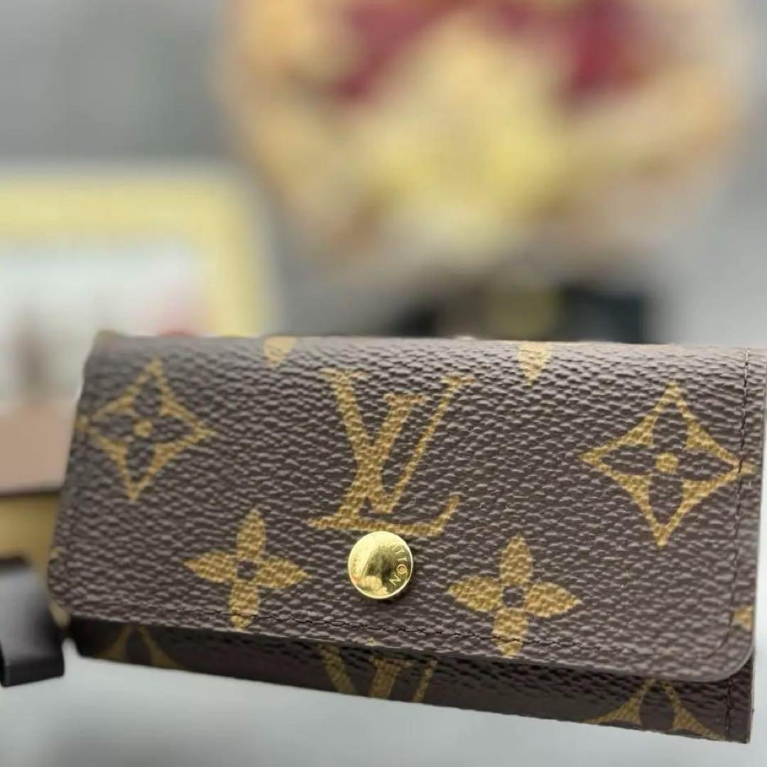【極美品】ルイヴィトン　モノグラム　ミュルティクレ4 キーケース
