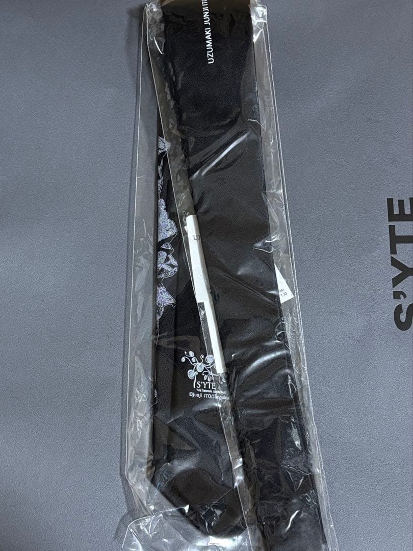 S'YTE × 伊藤潤二 UZUMAKI AZAMI SILK TIE
