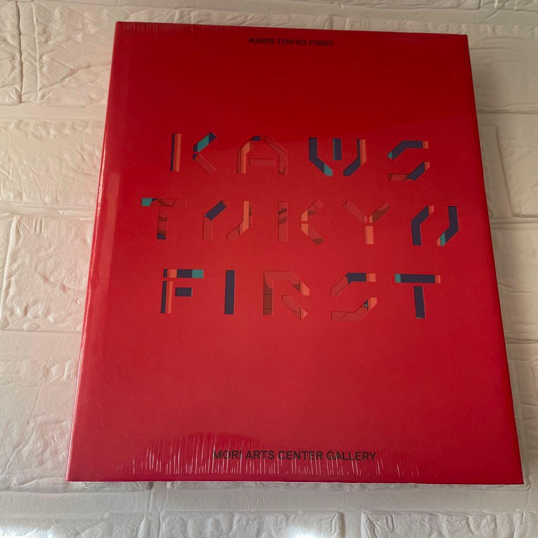 【希少本】カウズ 2021 KAWS TOKYO FIRST 図録 カタログ