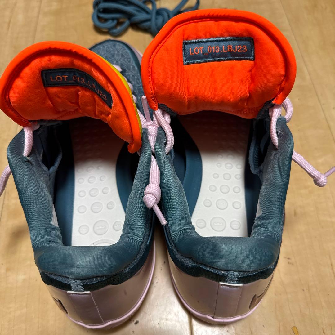 レブロン 23 EP \